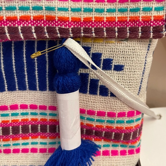 Phone purse. Festive canvas design. NWT. - Picture 3 of 4